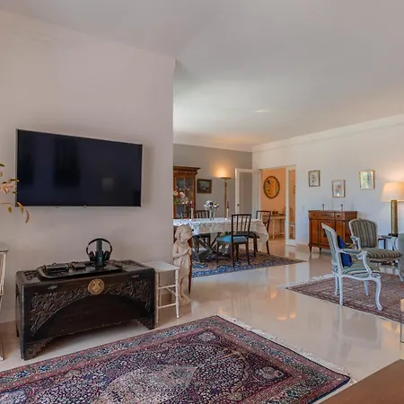 Apartamento 119 - Luxurious Two Bedroom Colina Park